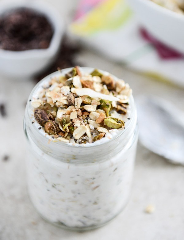 TOASTED PISTACHIO AND PINEAPPLE MUESLI