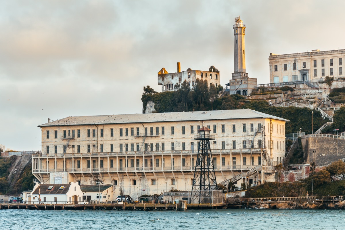 alcatraz prison in san francisco bay area