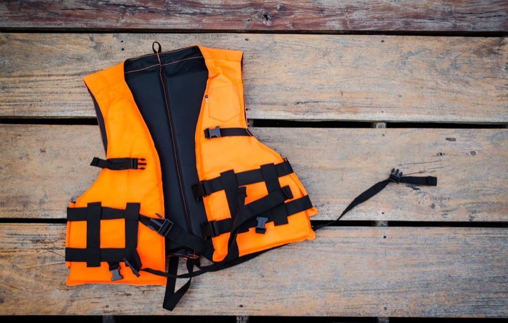 Life vest 