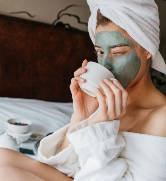 Try a few facemasks #2 | 7 Changes You Should Make to Your Skin-Care Routine in the Fall | Her Beauty