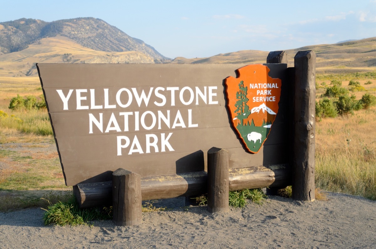 Yellowstone National Park sign