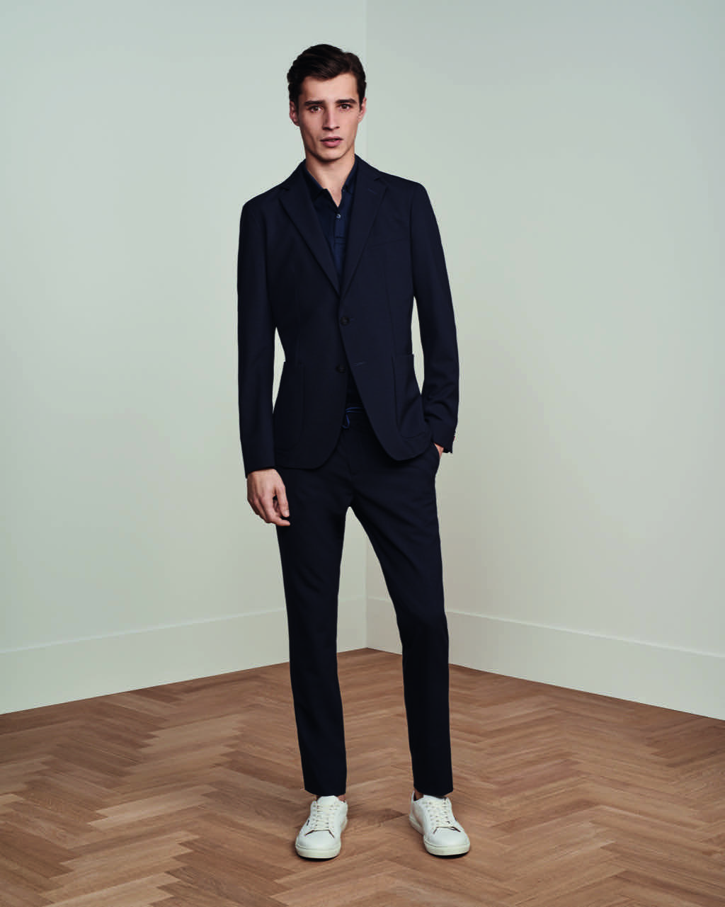 look 6 tommy hilfiger dark suit