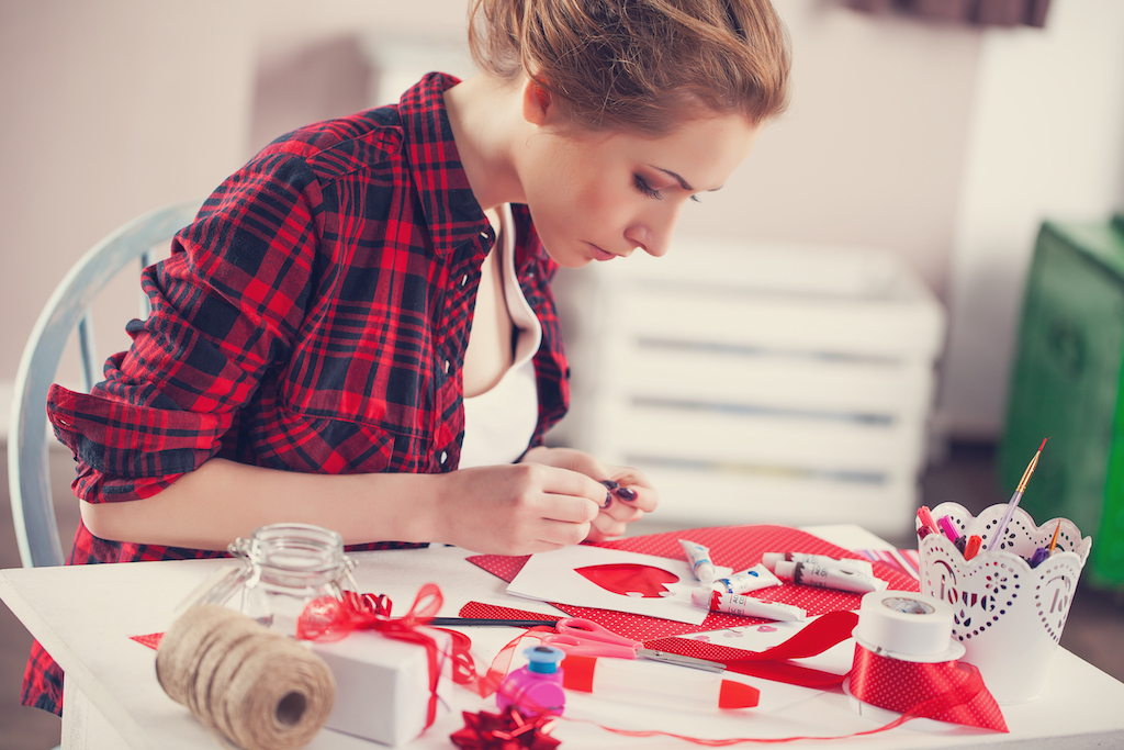 woman crafting diy