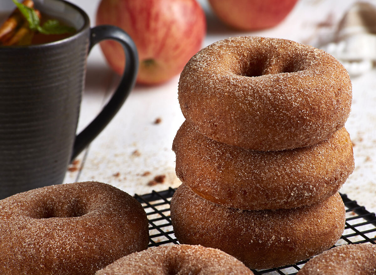 apple cider donuts