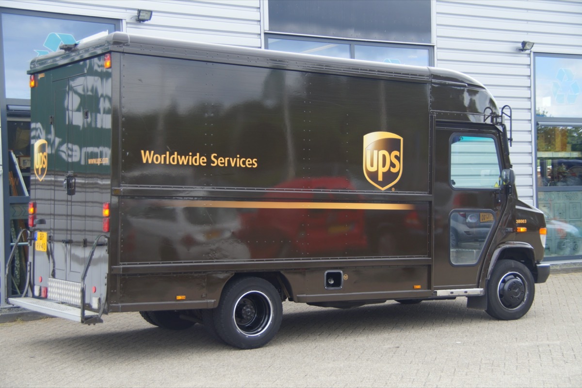 ups truck