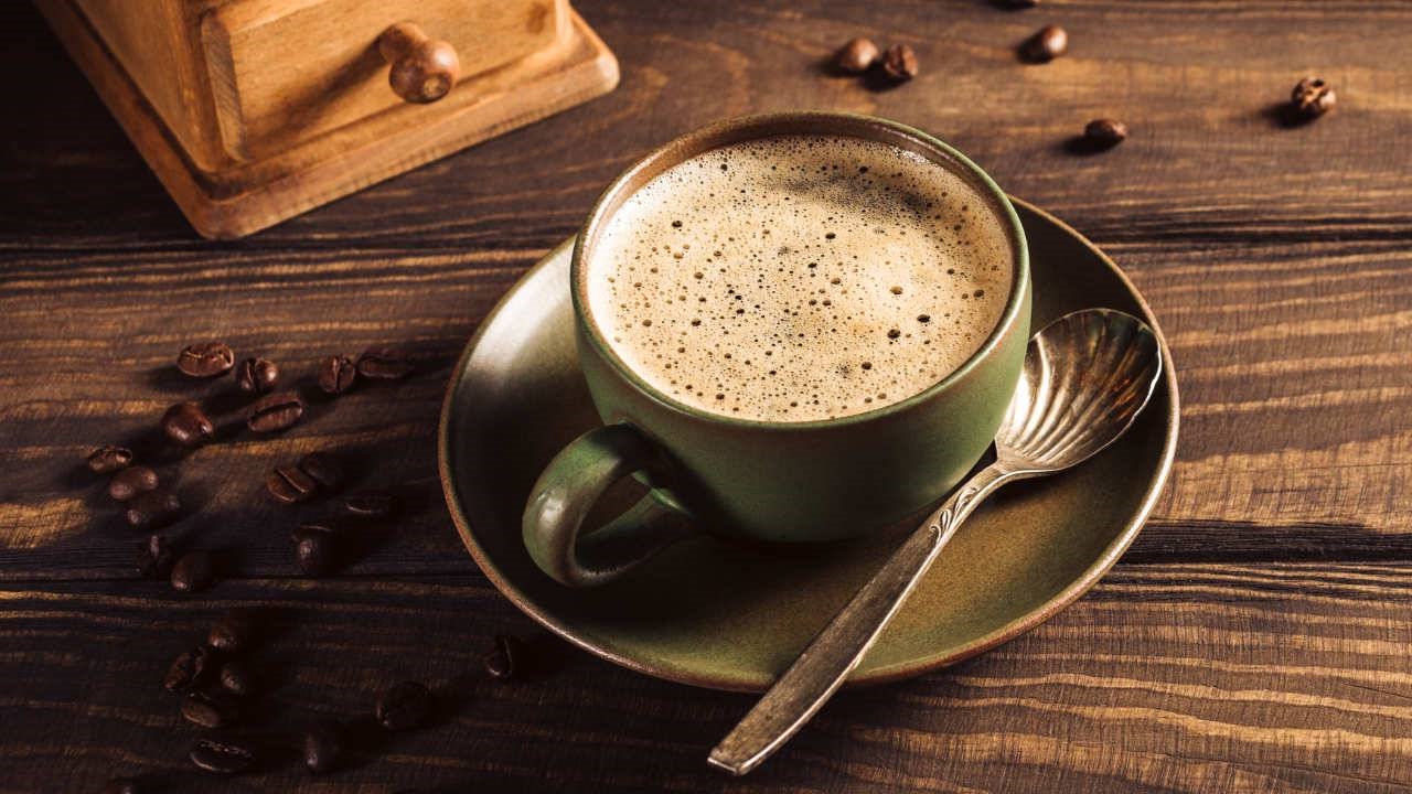 Coffee | 7 Foods That Are Ruining Your Skin | Her Beauty