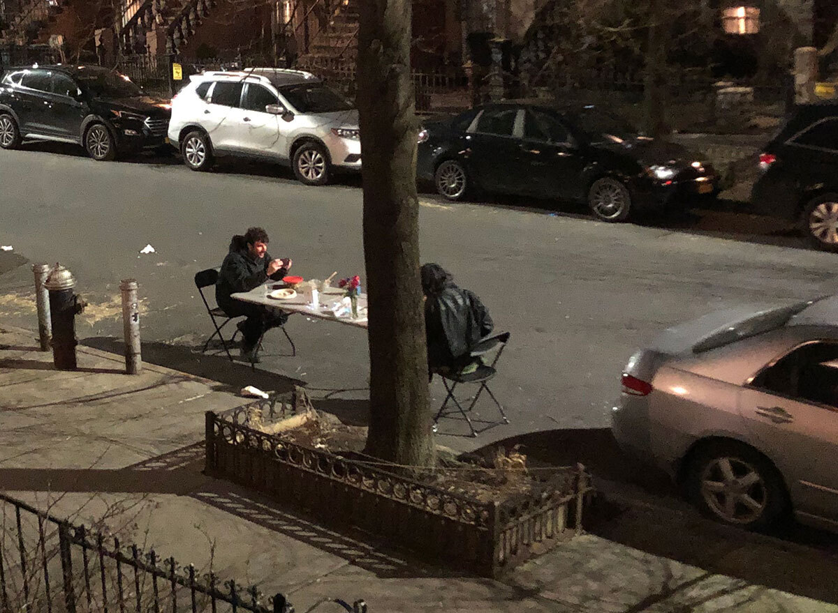 couple eating dinner