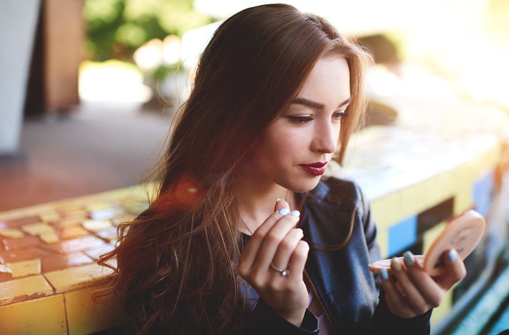 wearing rip lipstick can make you happy instantly