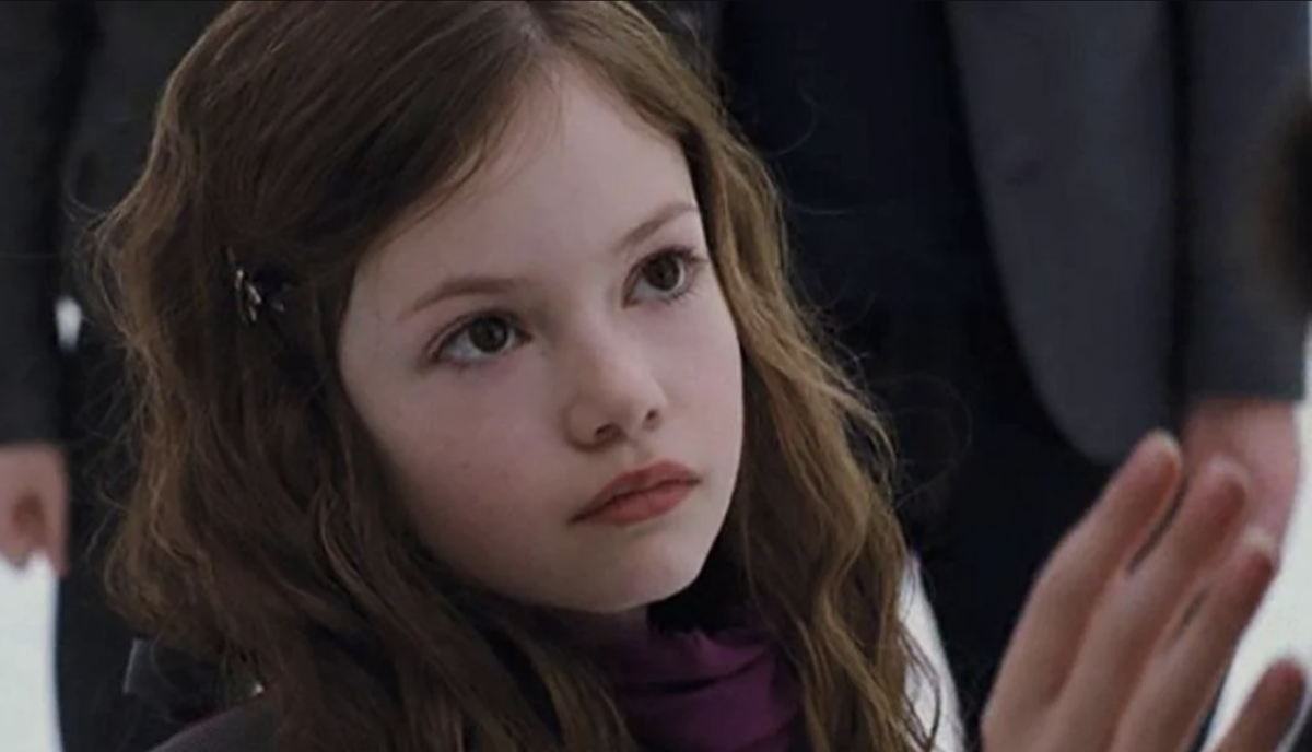 mackenzie foy as renesmess in twilight