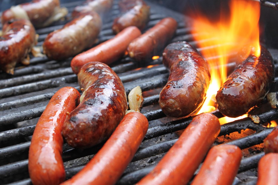 Bratwurst (Germany) | 11 Comfort Foods From Around The World | Her Beauty