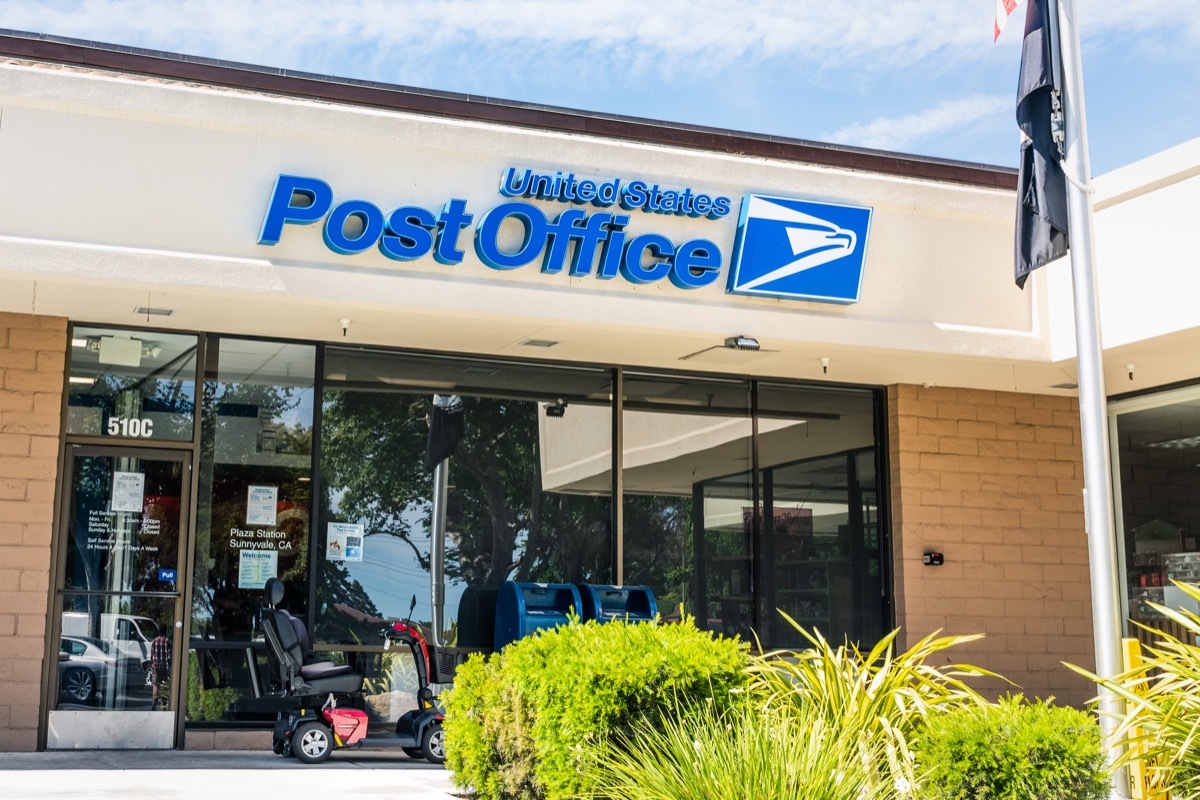 United States Post Office (USPS) location; The USPS is an independent agency of the executive branch of the US federal government