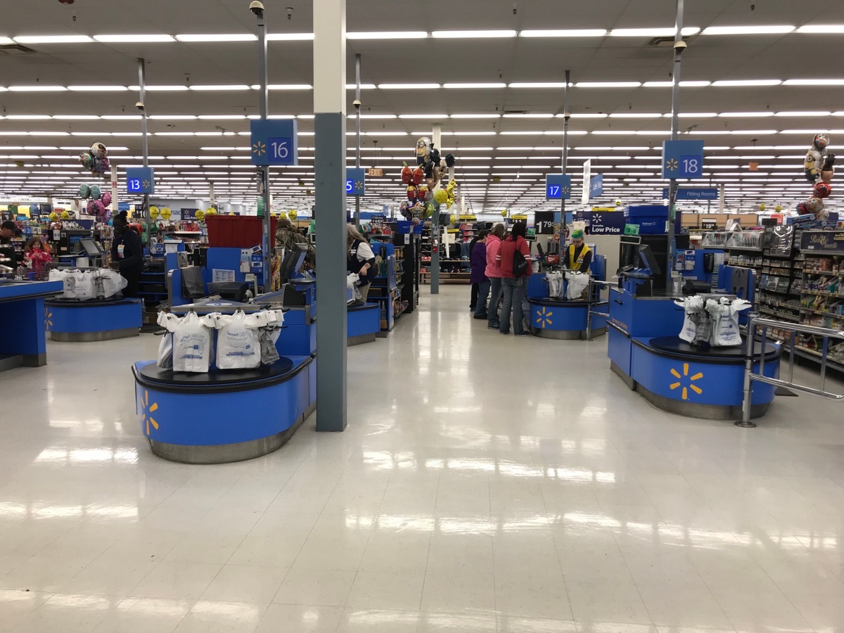 walmart checkout lines