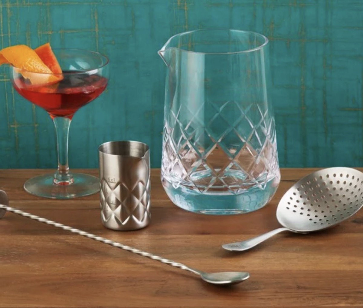 cokctail mixing glasses gift set