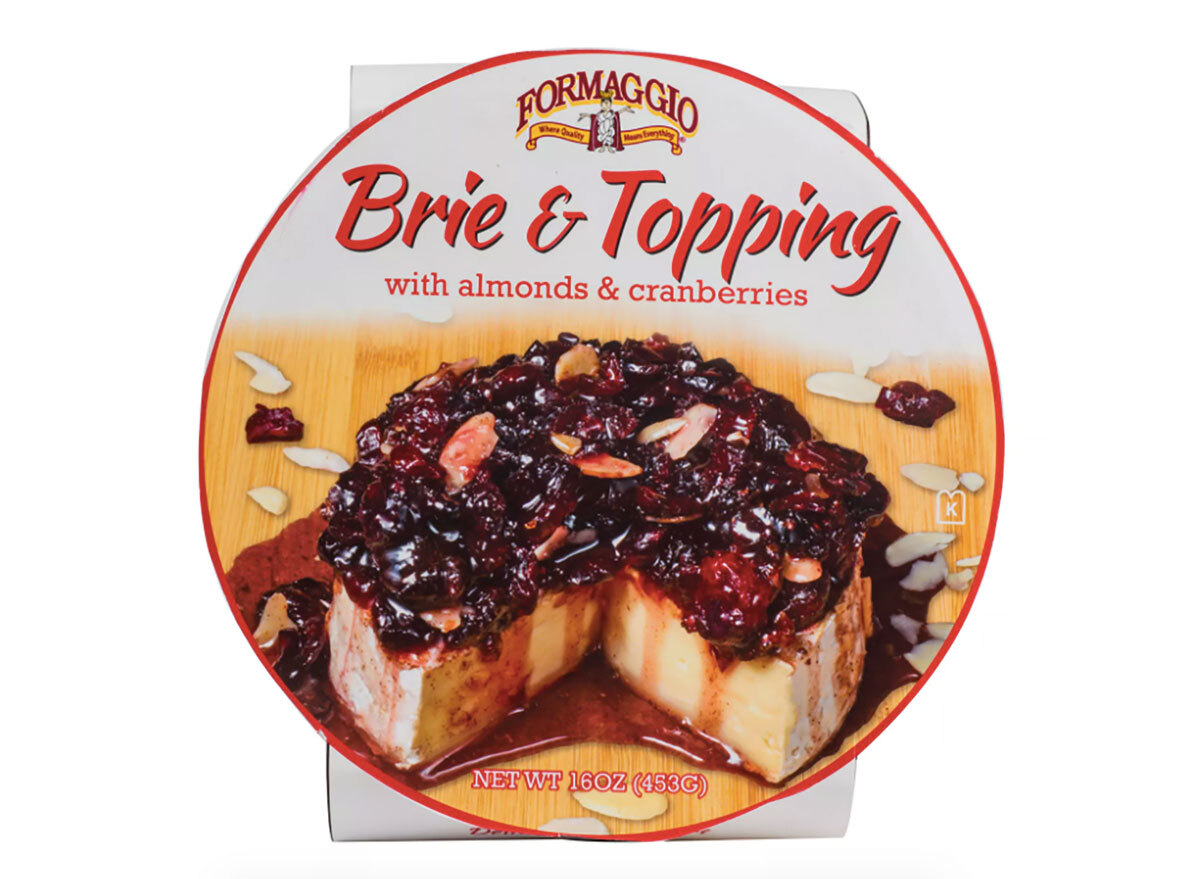 formaggio brie wheel with almond and cranberry topping