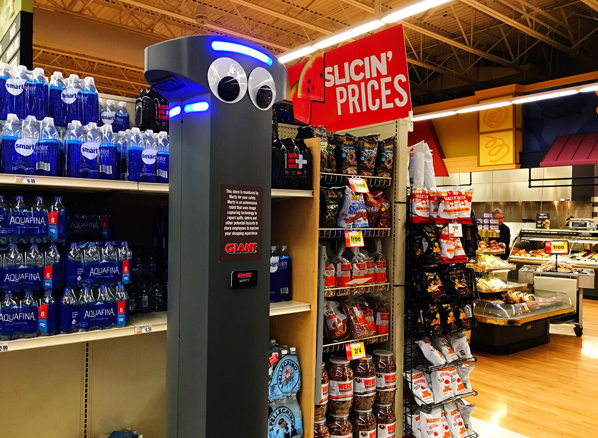 grocery store robot