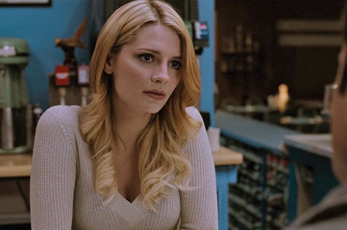 mischa barton in homecoming movie still