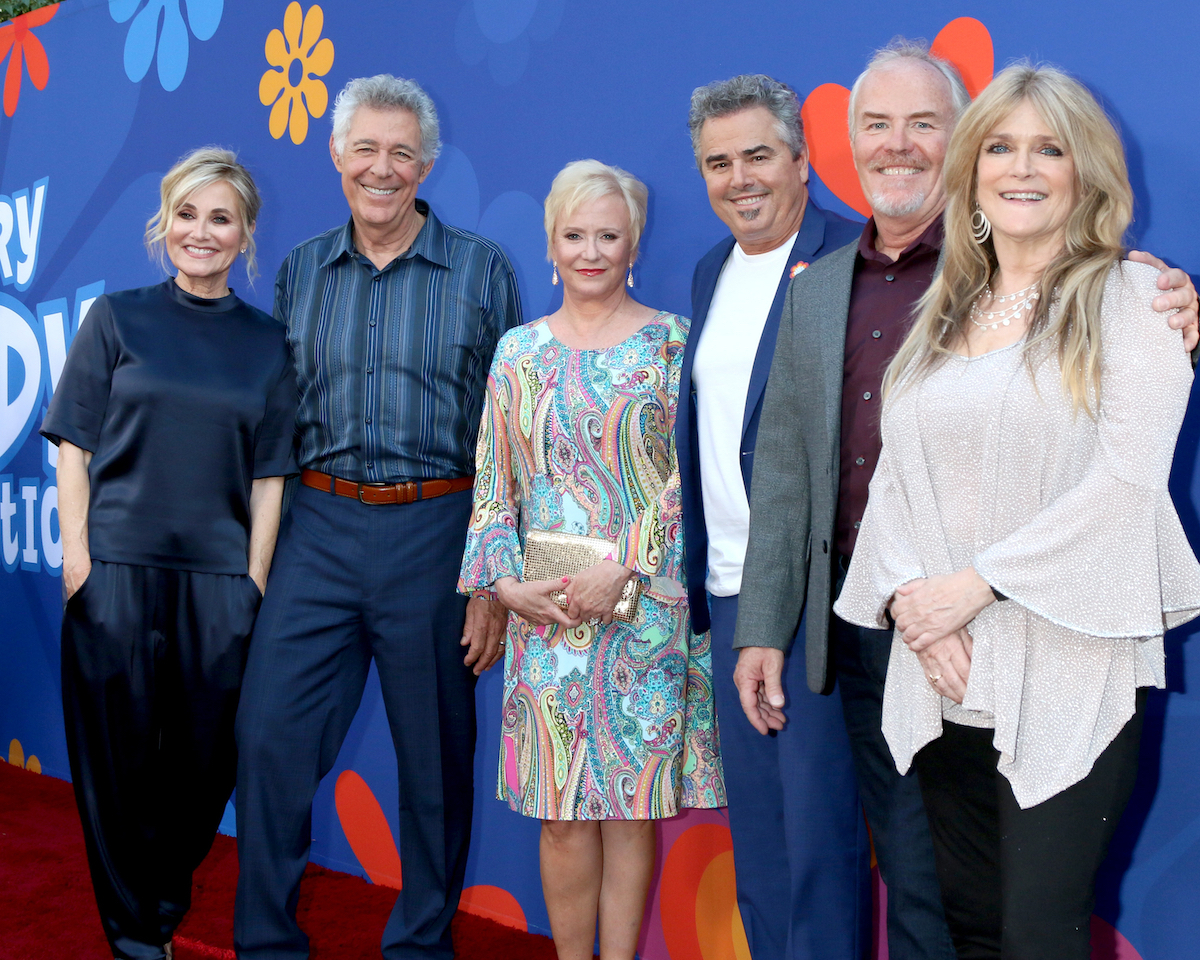 Maureen McCormick, Barry Williams, Eve Plumb, Christopher Knight, Mike Lookinland, and Susan Olsen at the 