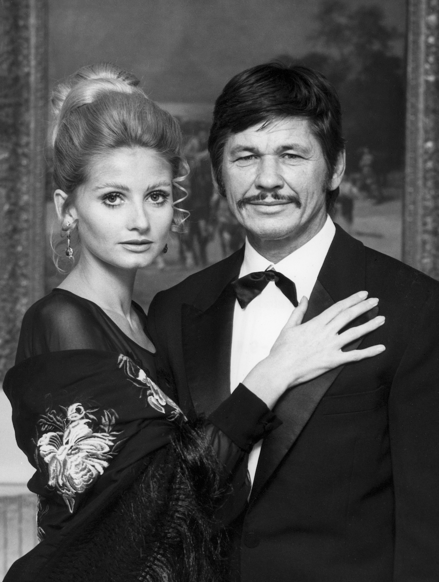 Jill Ireland and Charles Bronson in Paris in 1970