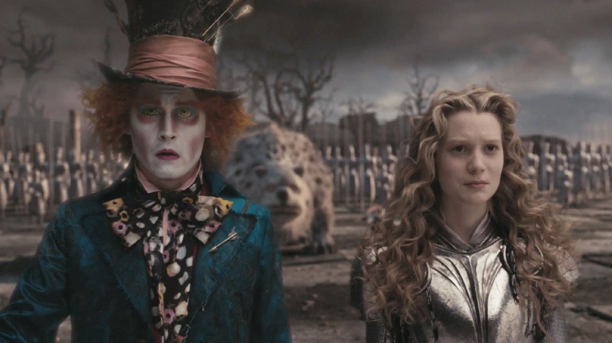 still from the 2010 alice in wonderland