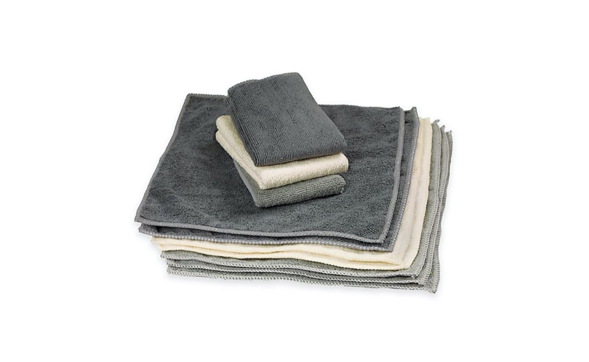 stack of microfiber cleaning cloths