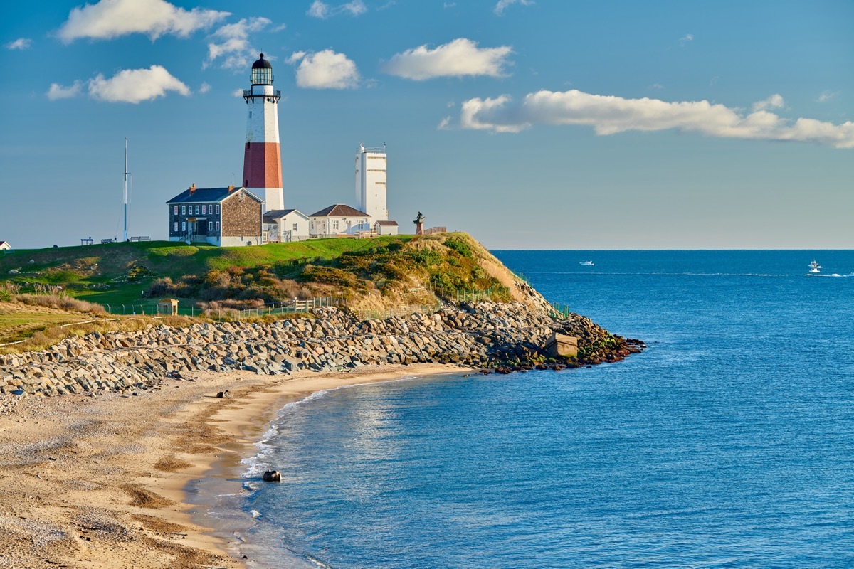 Montauk Lighthouse and beach, Long Island, New York, USA.