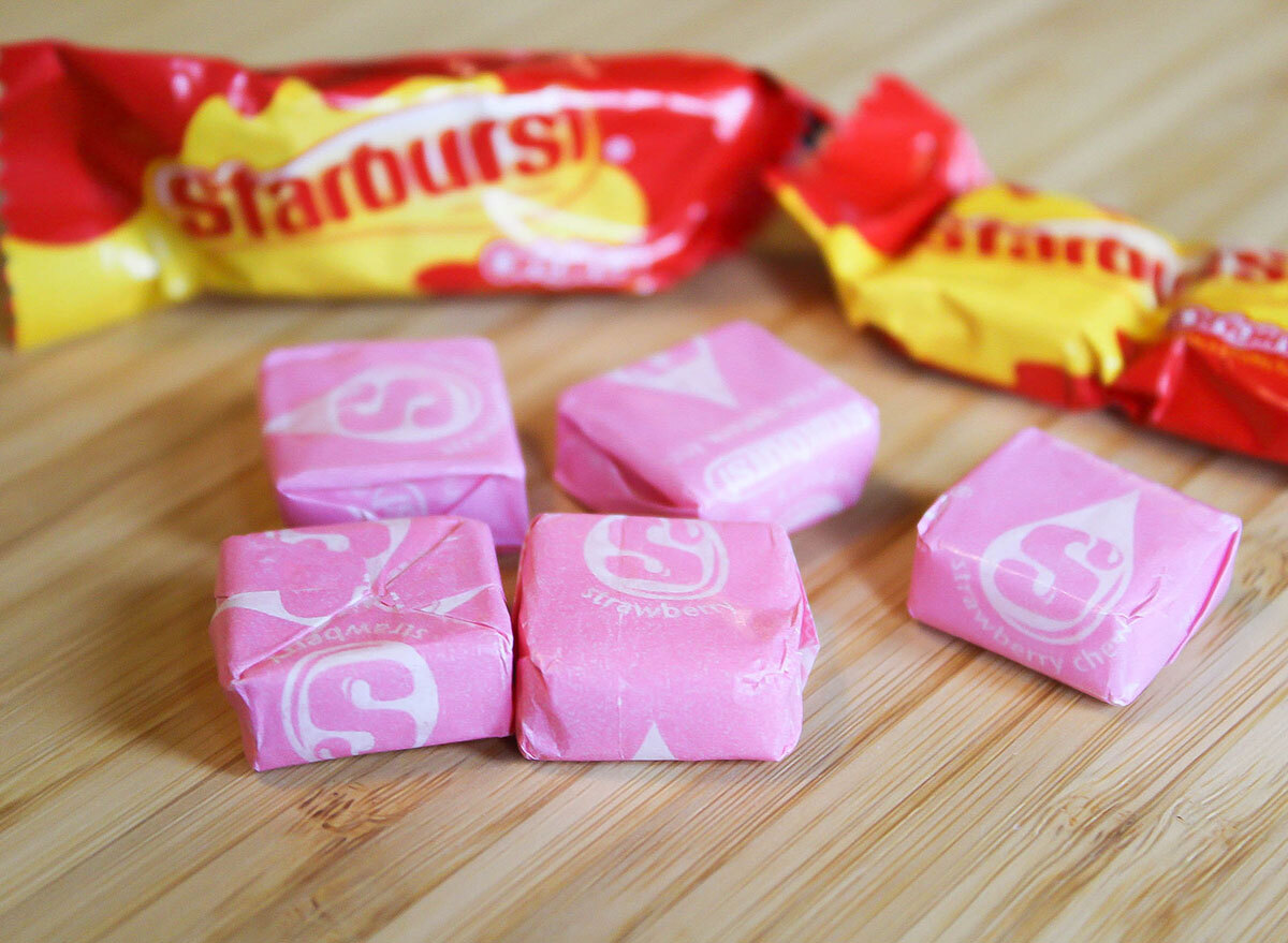 starburst halloween candy 100 calories