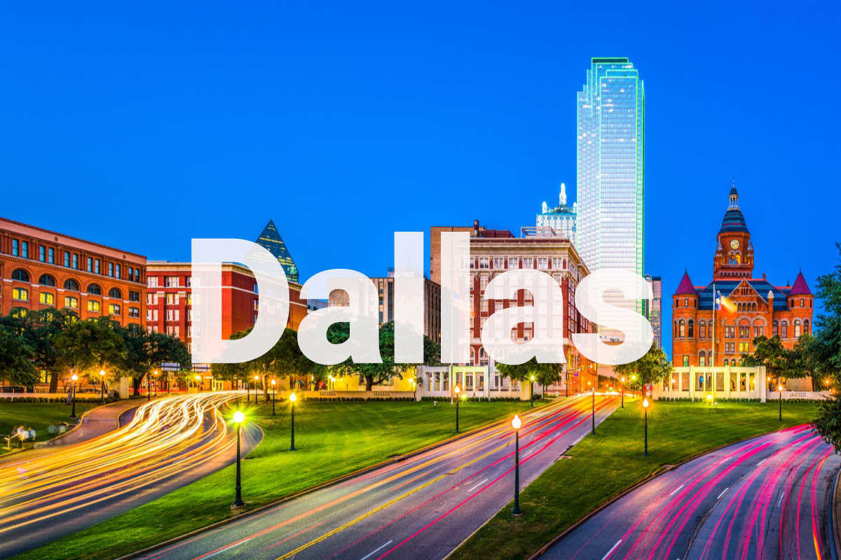 dealey plaza in dallas at night