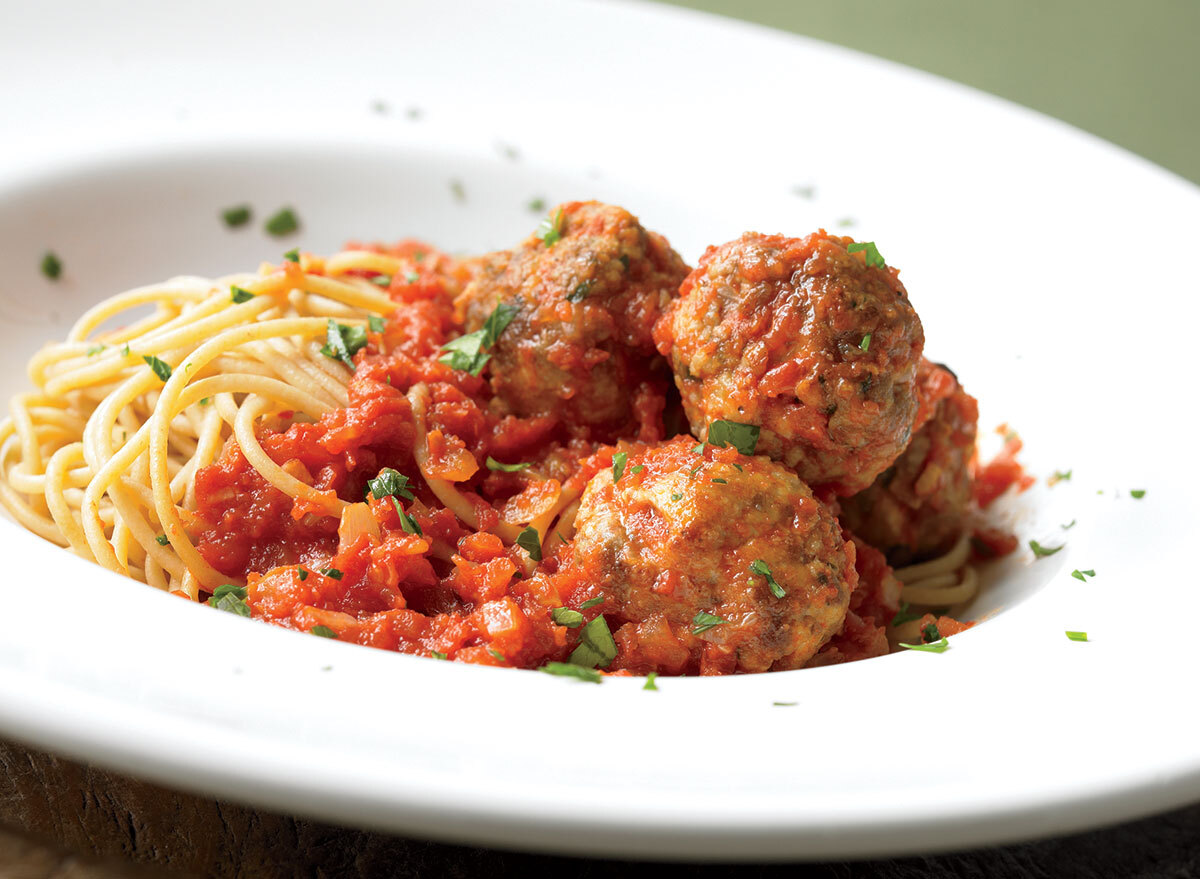 Healthy spaghetti and meatballs