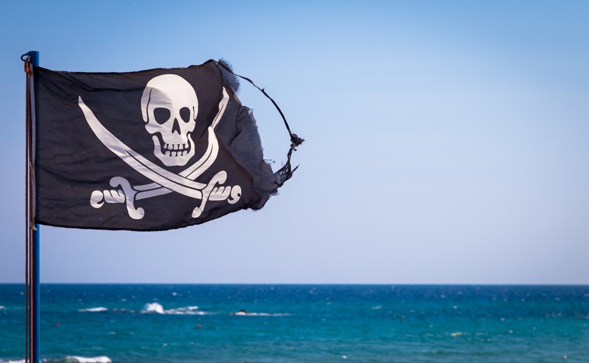 pirate flag ocean background - pirate jokes