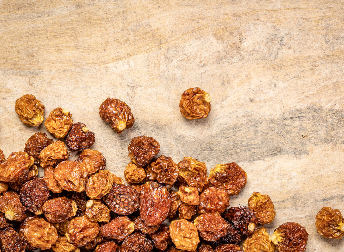 dried golden berries