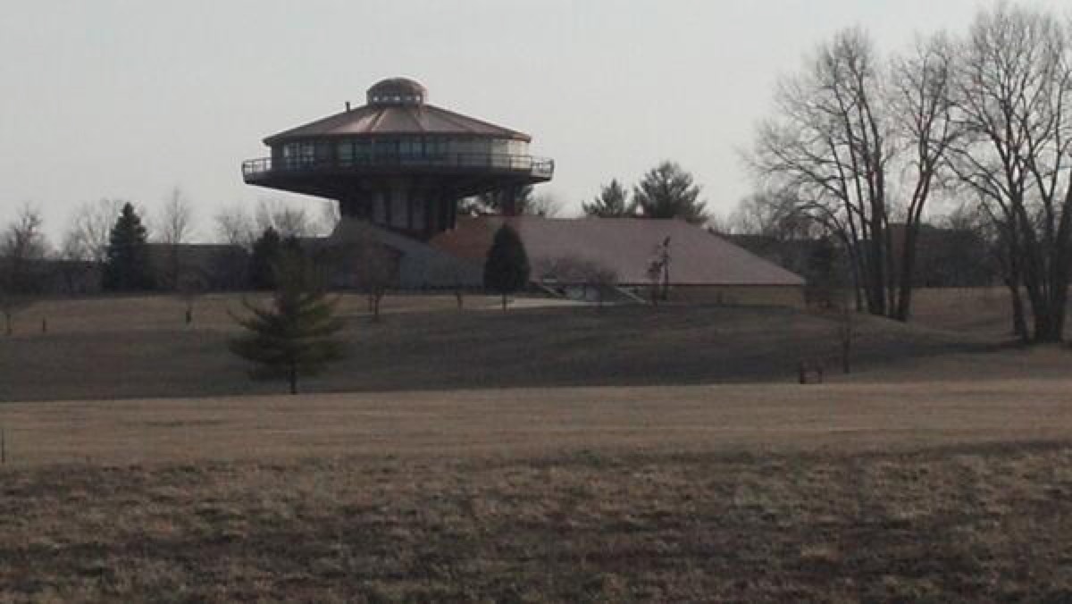 Spaceship House Iowa craziest homes