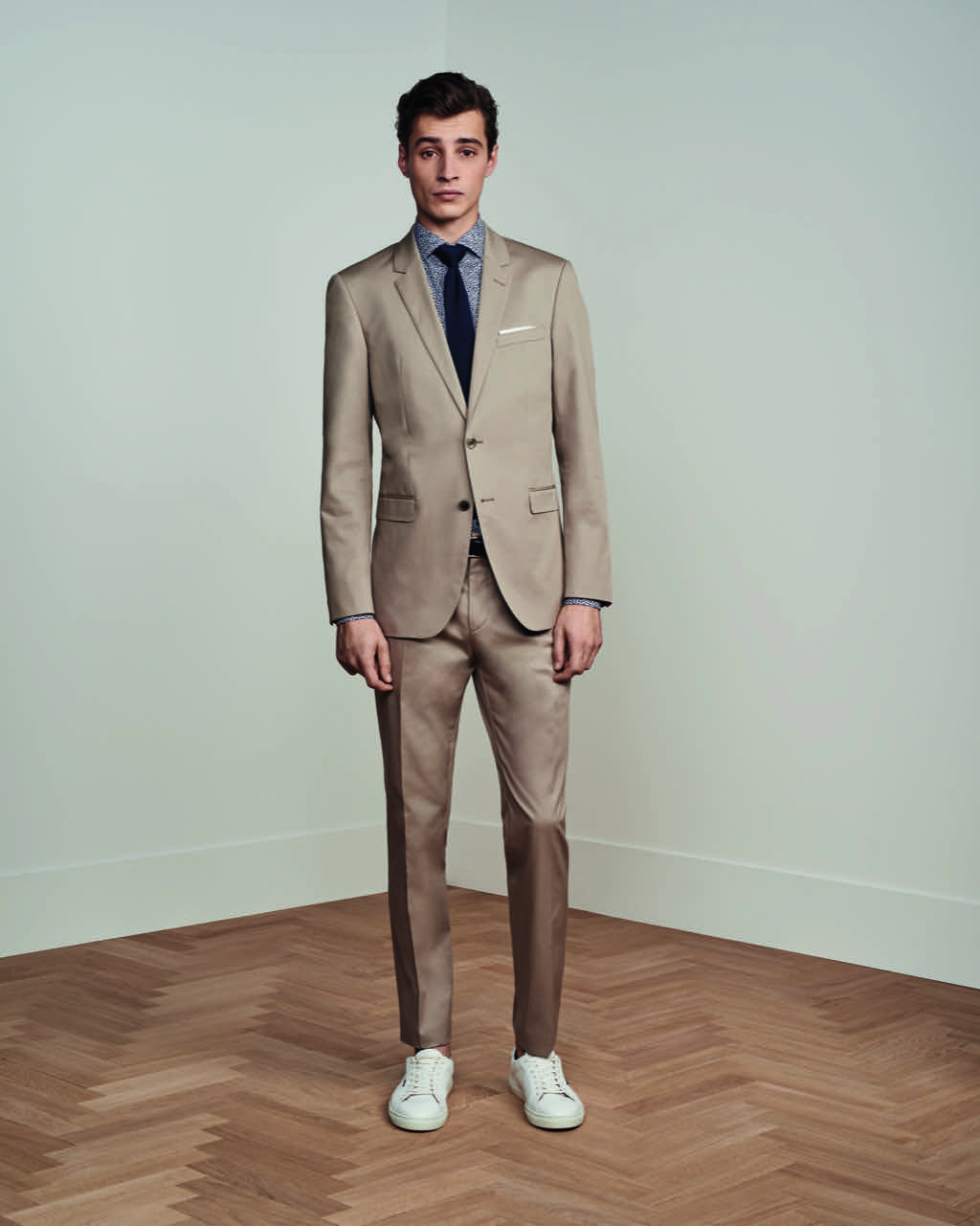 tommy hilfiger look 10 khaki suit